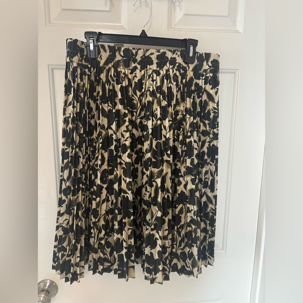 J. Crew Black and Cream Floral Pleated A-Line Skirt